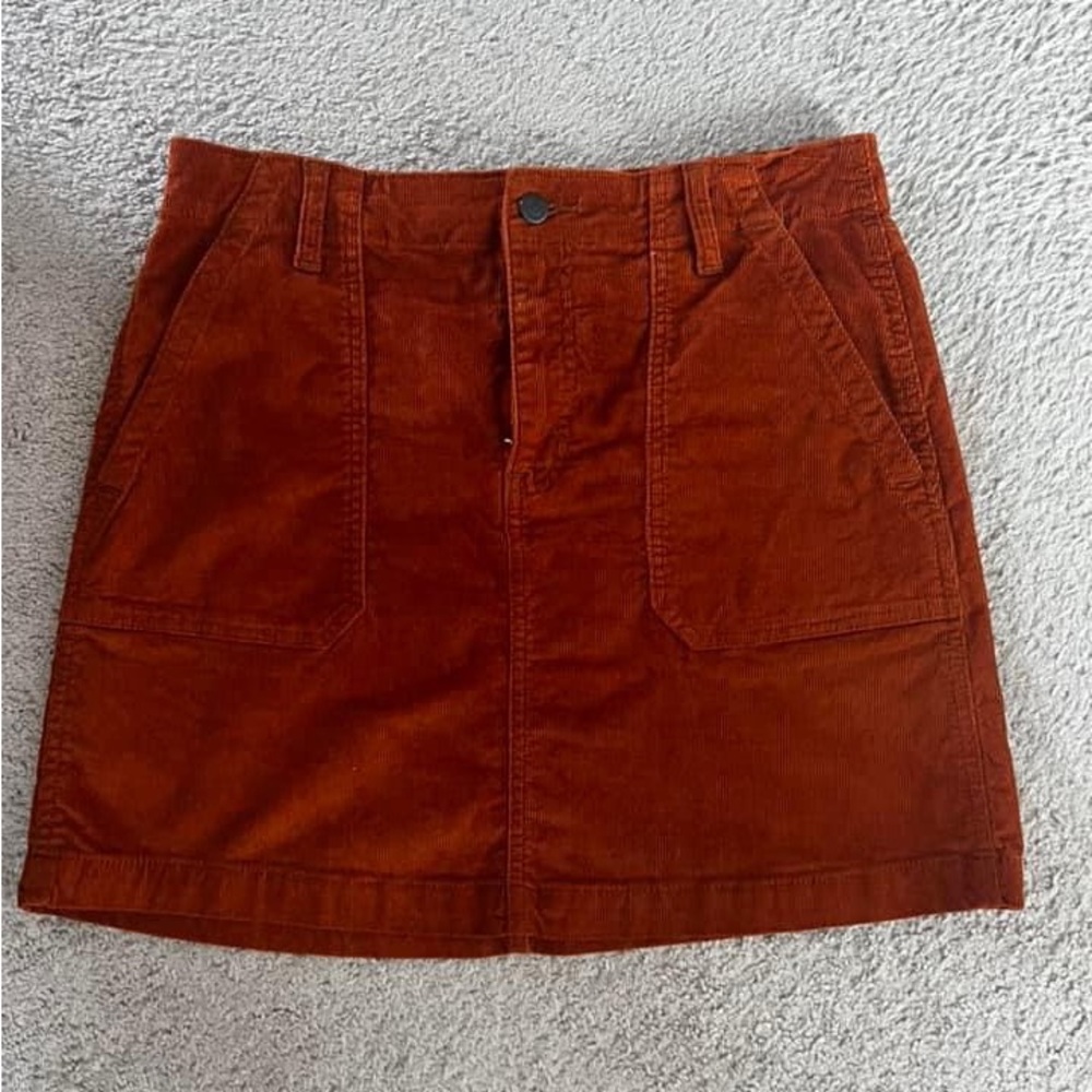 Corduroy skirt